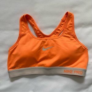 Nike Pro Sports Bra